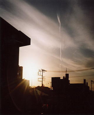夕方の空。変わった雲が出ています。