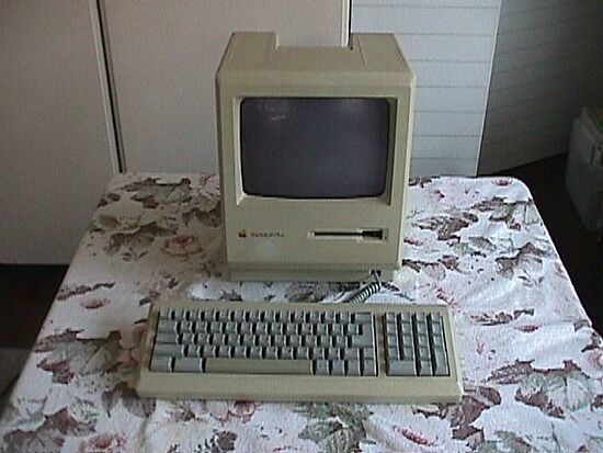 Macintosh Plus