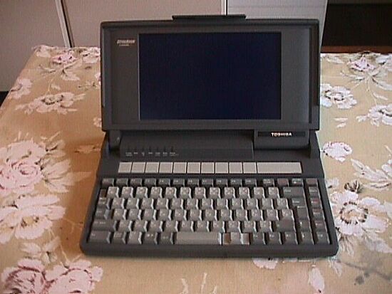 Dynabook J-3100 SS 02E