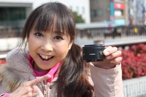 演歌アイドル、あいりりん・千原愛理さん。2014年(平成26年)3月、船橋ふれあいフェスタにて撮影。