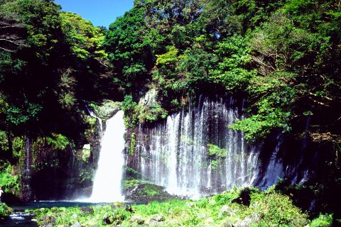 #10 白糸の滝 (67KB)